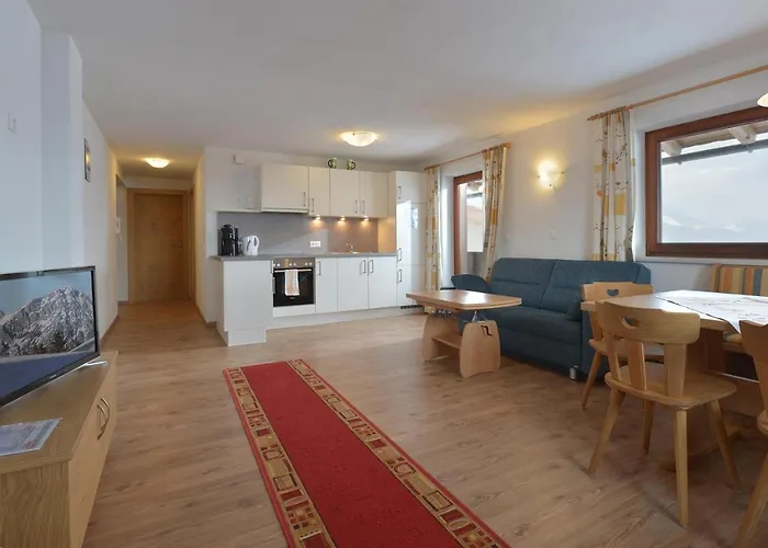 Embacher Marianne - Rotharlhof شقة *