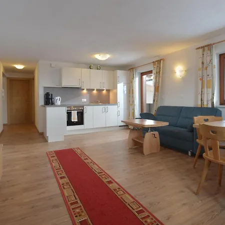 Embacher Marianne - Rotharlhof Apartman *